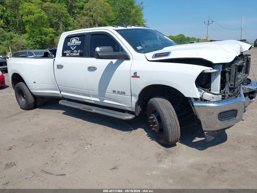 2019 Ram 3500 VIN 3C63RRHL2KG681385 IAAI salvage auction — FRONT END, Salvage (Massachusetts), sold $3,250 on 2026-07-31 (photo 1)