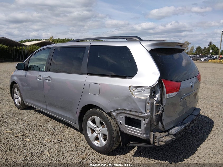 2011 Toyota Sienna VIN 5TDKK3DC2BS029606 IAAI salvage auction — REAR END, Salvage (Oregon), sold $1,250 on 2026-07-29 (photo 3)