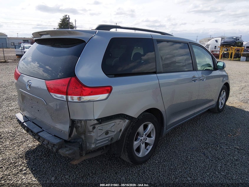 2011 Toyota Sienna VIN 5TDKK3DC2BS029606 IAAI salvage auction — REAR END, Salvage (Oregon), sold $1,250 on 2026-07-29 (photo 4)