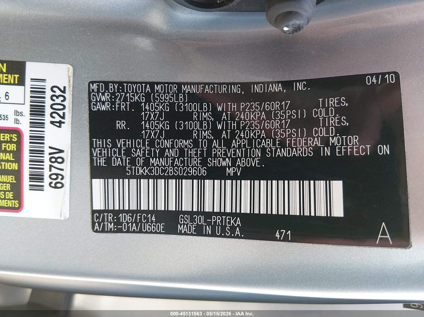 2011 Toyota Sienna VIN 5TDKK3DC2BS029606 IAAI salvage auction — REAR END, Salvage (Oregon), sold $1,250 on 2026-07-29 (photo 9)