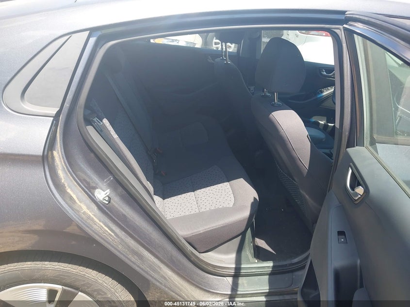2018 Hyundai Ioniq hybrid VIN KMHC65LCXJU076023 IAAI salvage auction — NORMAL WEAR, Sf97 (Ohio), sold $10,650 on 2026-07-15 (photo 8)