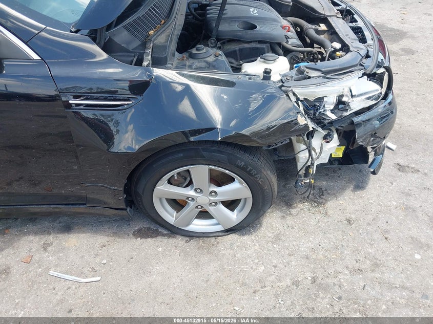 2015 Kia Optima VIN 5XXGM4A71FG381774 IAAI salvage auction — RIGHT FRONT, Rebuildable (Florida), sold $300 on 2026-07-28 (photo 6)