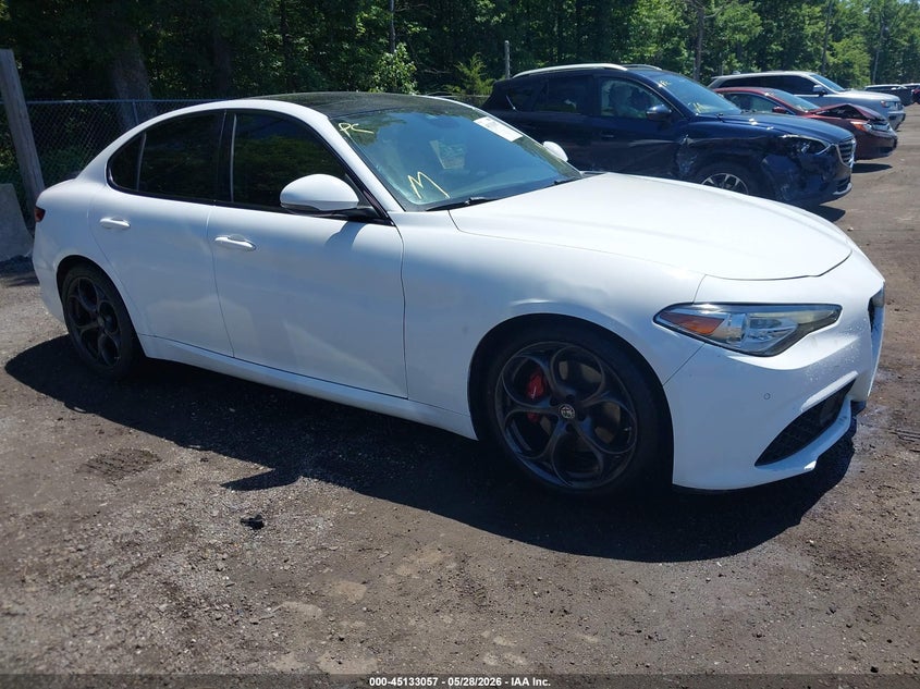 2017 Alfa romeo Giulia VIN ZARFAECN3H7543279 IAAI salvage auction — THEFT, Clear (Virginia), sold $1,100 on 2026-07-29 (photo 1)