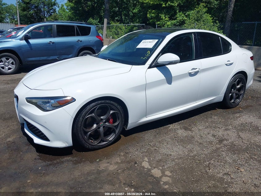 2017 Alfa romeo Giulia VIN ZARFAECN3H7543279 IAAI salvage auction — THEFT, Clear (Virginia), sold $1,100 on 2026-07-29 (photo 2)