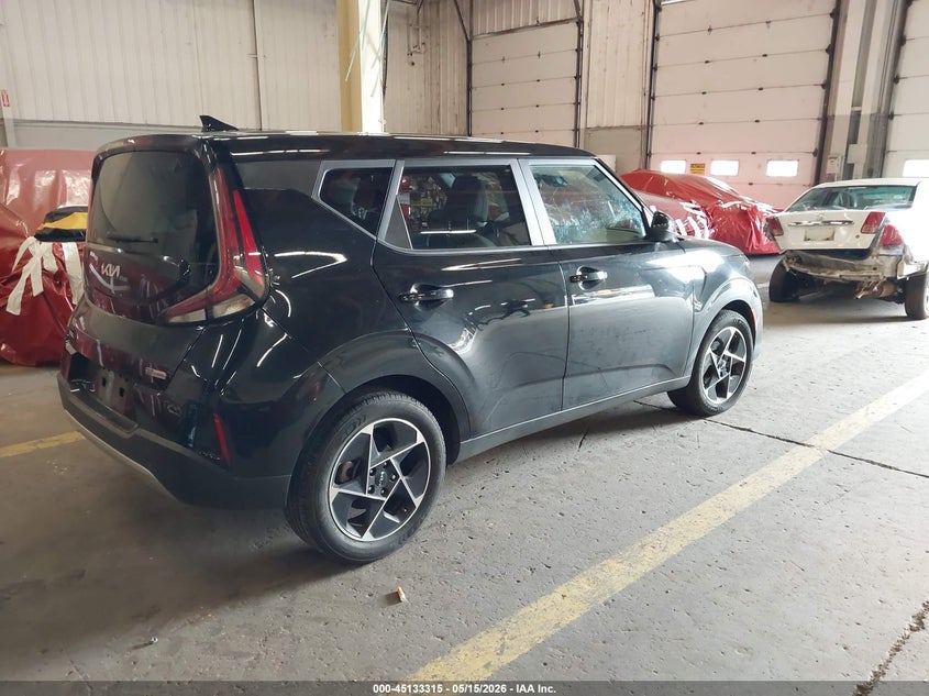 2023 Kia Soul VIN KNDJ33AU3P7865643 IAAI salvage auction — LEFT FRONT, Salvage (Oregon), sold $2,750 on 2026-07-09 (photo 4)
