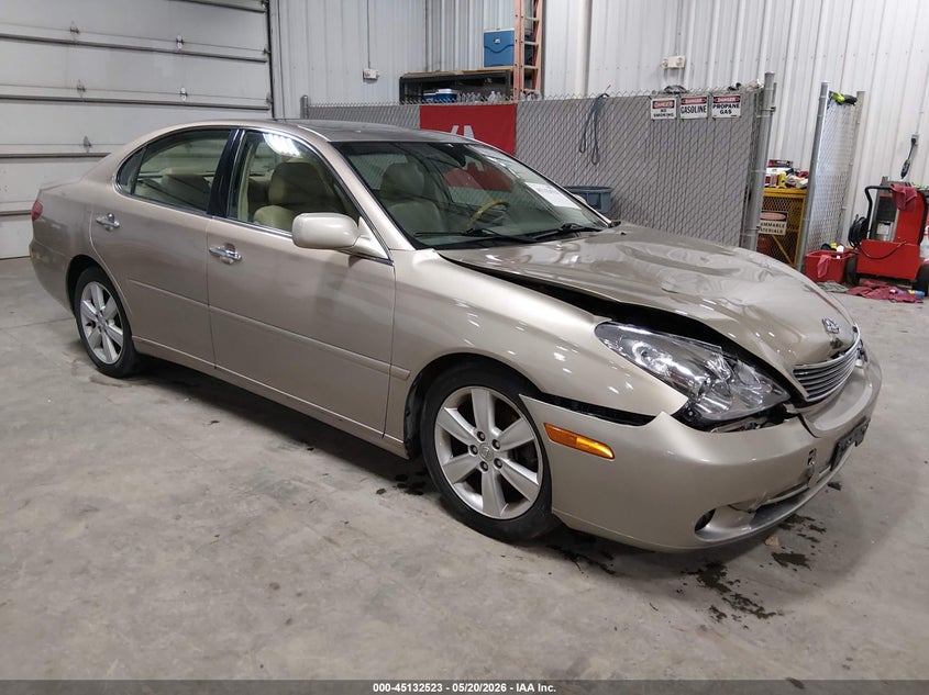 2005 Lexus ES VIN JTHBA30G355141268 IAAI salvage auction — FRONT & REAR, Salvage (Iowa), sold $500 on 2026-07-28 (photo 1)