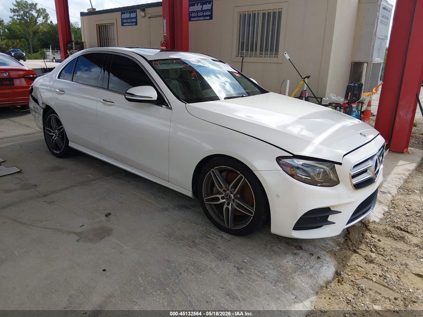 2017 Mercedes-benz E-klasse VIN WDDZF4JB4HA241200 IAAI salvage auction — REAR END, Rebuildable (Florida), sold $6,200 on 2026-07-09 (photo 1)