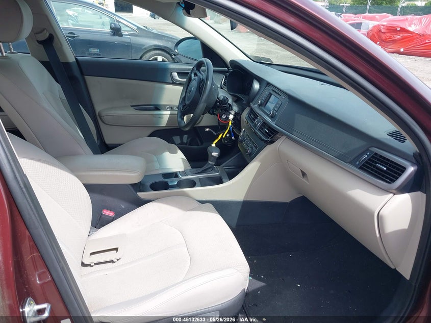 2016 Kia Optima VIN 5XXGT4L3XGG097137 IAAI salvage auction — THEFT, Salvage (Pennsylvania), sold $850 on 2026-08-02 (photo 5)
