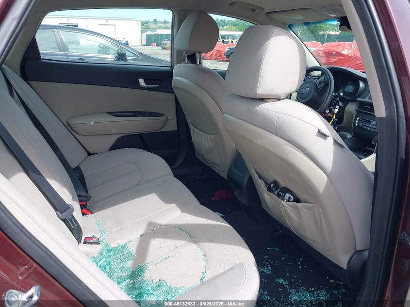 2016 Kia Optima VIN 5XXGT4L3XGG097137 IAAI salvage auction — THEFT, Salvage (Pennsylvania), sold $850 on 2026-08-02 (photo 8)