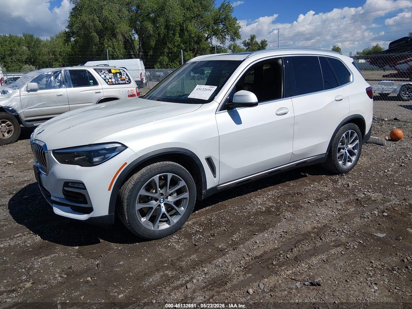 2019 BMW X5 VIN 5UXCR6C54KLL11329 IAAI salvage auction — LEFT SIDE, Salvage (Montana), sold $19,100 on 2026-08-01 (photo 2)