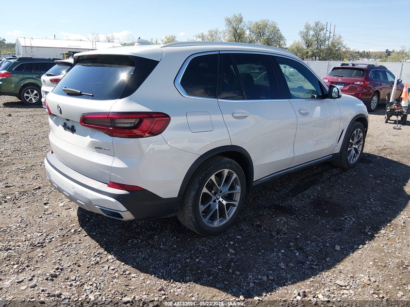 2019 BMW X5 VIN 5UXCR6C54KLL11329 IAAI salvage auction — LEFT SIDE, Salvage (Montana), sold $19,100 on 2026-08-01 (photo 4)