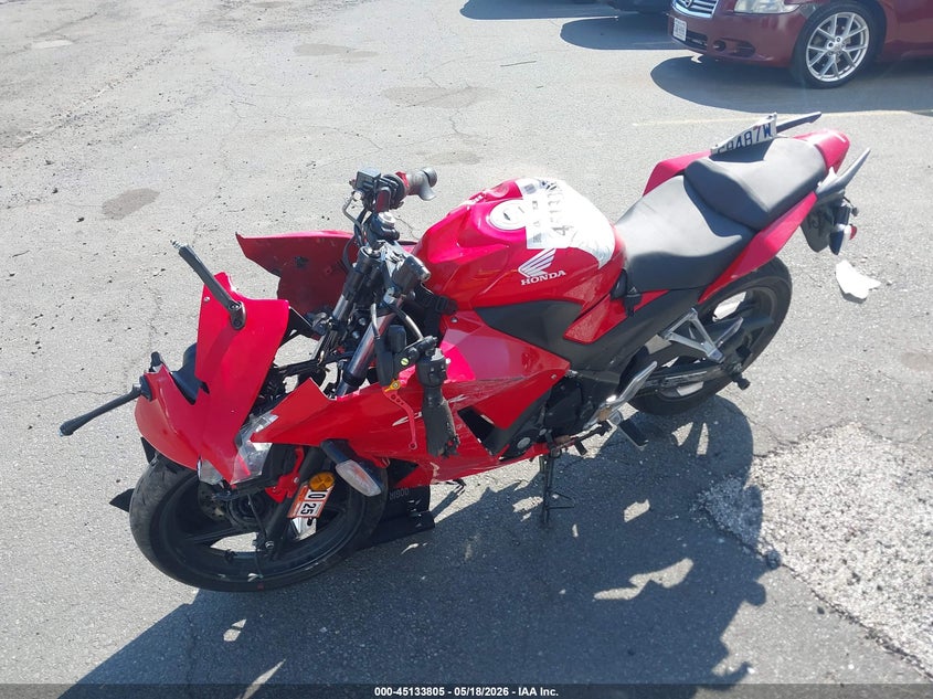 2015 Honda Cbr VIN MLHNC5104F5102970 IAAI salvage auction — ROLLOVER, Clear (Virginia), sold $75 on 2026-07-28 (photo 2)