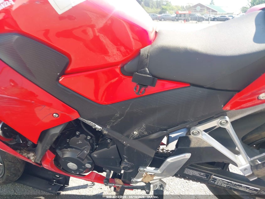 2015 Honda Cbr VIN MLHNC5104F5102970 IAAI salvage auction — ROLLOVER, Clear (Virginia), sold $75 on 2026-07-28 (photo 9)