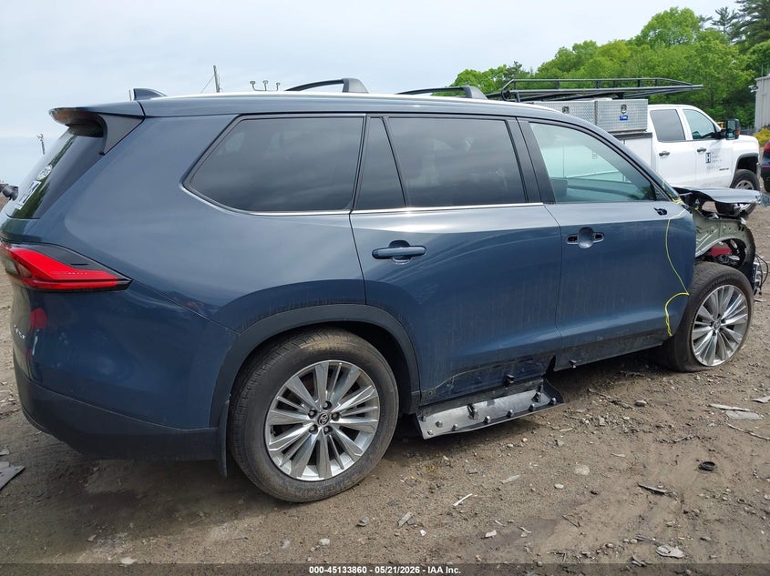 2024 Toyota Highlander VIN 5TDAAAB5XRS066811 IAAI salvage auction — FRONT END, Salvage (Massachusetts), sold $21,650 on 2026-07-21 (photo 4)