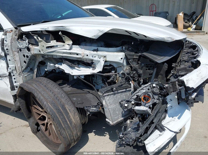 2023 Porsche Cayenne VIN WP1AA2AYXPDA07959 IAAI salvage auction — RIGHT FRONT, Salvage (California), sold $21,000 on 2026-07-29 (photo 6)