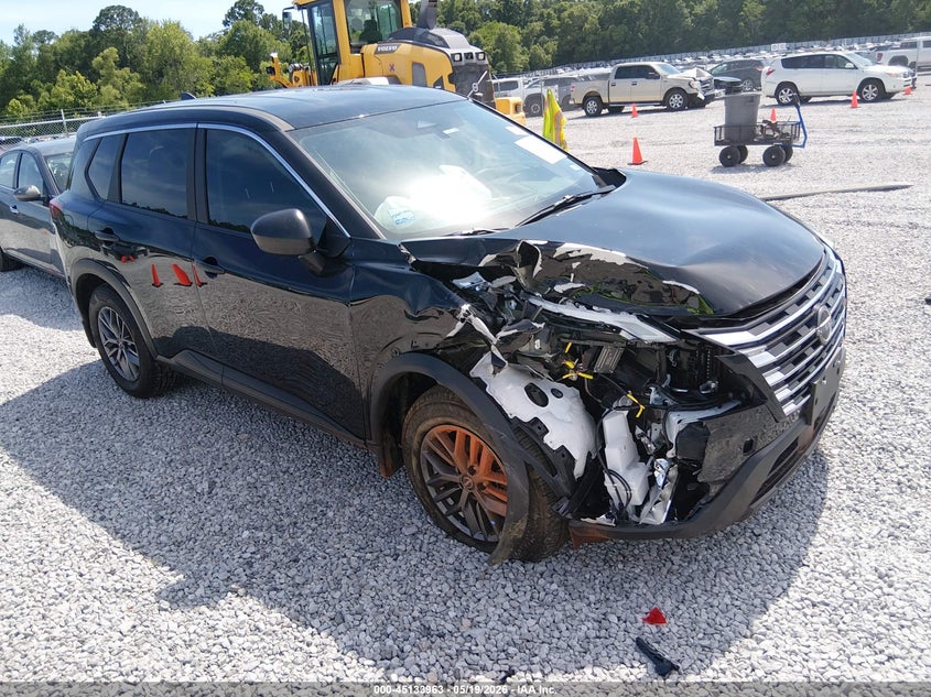 2026 Nissan Rogue VIN 5N1BT3AA0TC725749 IAAI salvage auction — RIGHT FRONT, Salvage (Alabama), sold $2,600 on 2026-07-09 (photo 1)