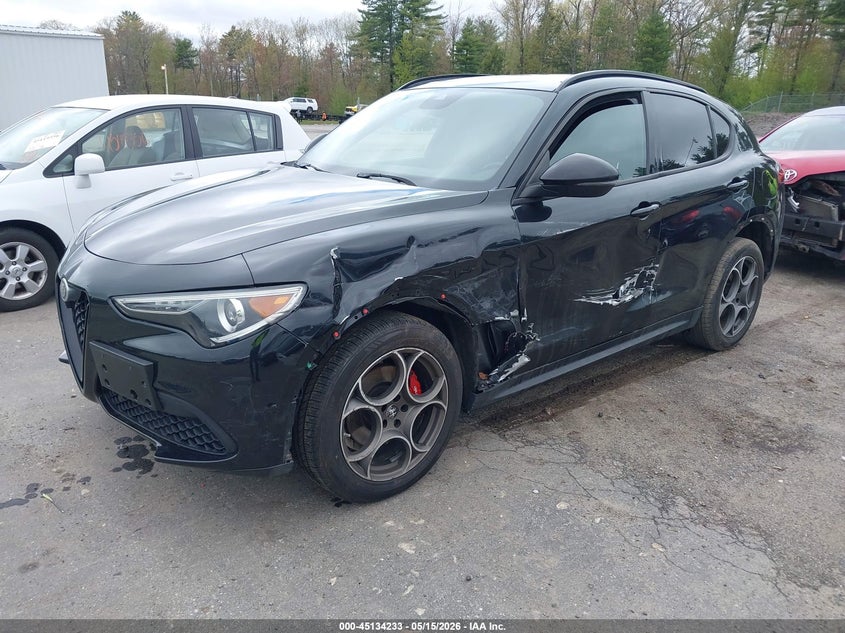 2022 Alfa romeo Stelvio VIN ZASPAKAN5N7D29915 IAAI salvage auction — LEFT FRONT, Salvage (Massachusetts), sold $9,000 on 2026-07-24 (photo 2)
