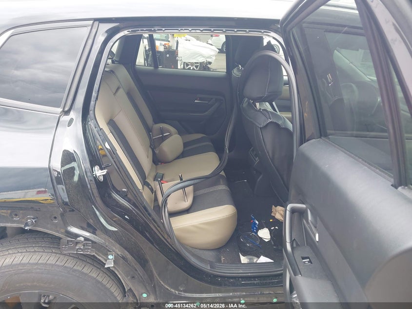 2025 Mazda Cx-50 VIN 7MMVABBM8SN329002 IAAI salvage auction — BIO HAZARD, Salvage (Oregon), sold $7,600 on 2026-07-30 (photo 8)
