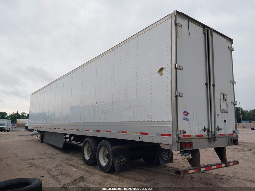 2021 Utility trailer mfg Unknown VIN 1UYVS2539M3389340 IAAI salvage auction — ALL OVER, Salvage (Pennsylvania), sold $7,200 on 2026-08-25 (photo 3)