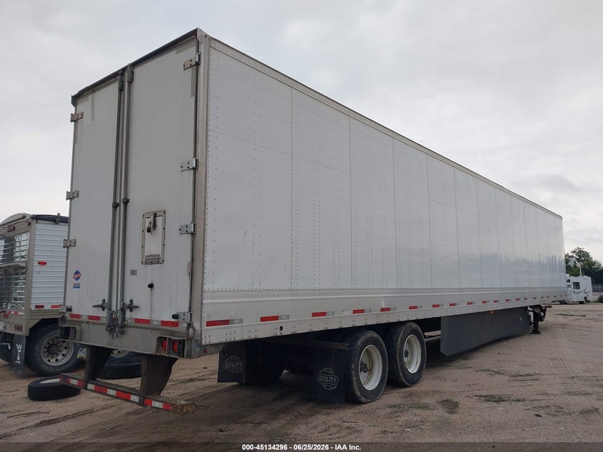 2021 Utility trailer mfg Unknown VIN 1UYVS2539M3389340 IAAI salvage auction — ALL OVER, Salvage (Pennsylvania), sold $7,200 on 2026-08-25 (photo 4)