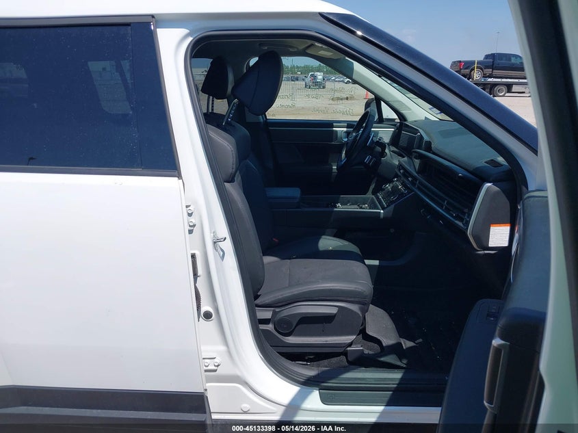 2025 Hyundai Santa fe VIN 5NMP24G13SH043426 IAAI salvage auction — FRONT END, Salvage (Texas), sold $9,300 on 2026-07-30 (photo 5)