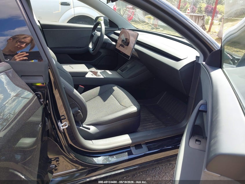 2026 Tesla Model 3 VIN 5YJ3E1EA6TF168477 IAAI salvage auction — RIGHT FRONT, Bill Of Sale (Washington), sold $13,800 on 2026-07-31 (photo 5)