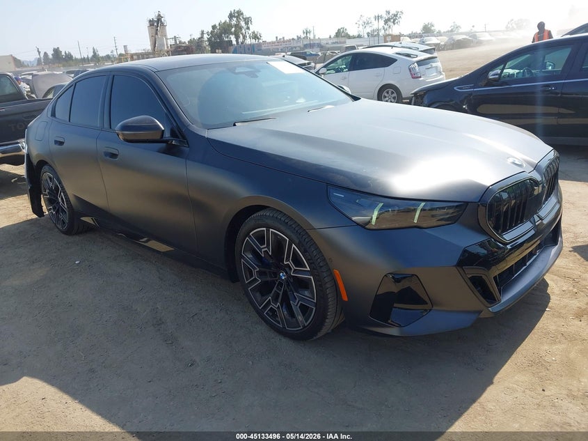 2025 BMW 5er VIN WBA43FJ09SCU39383 IAAI salvage auction — REAR END, Salvage (California), sold $44,750 on 2026-07-17 (photo 1)