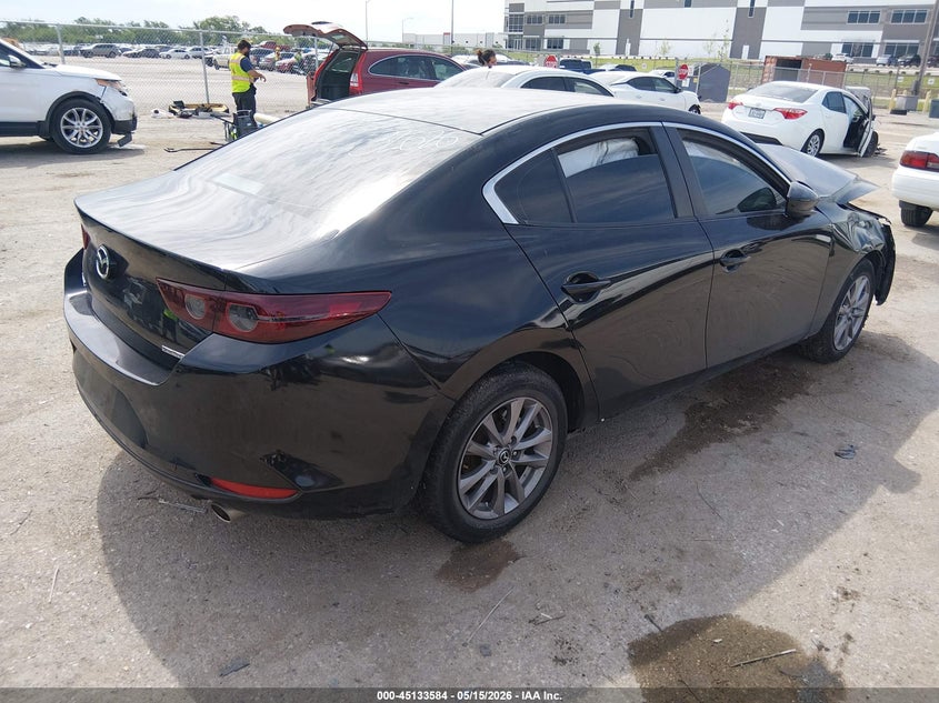 2021 Mazda 3 VIN JM1BPAAL3M1331724 IAAI salvage auction — FRONT END, Salvage (Texas), sold $975 on 2026-07-07 (photo 4)