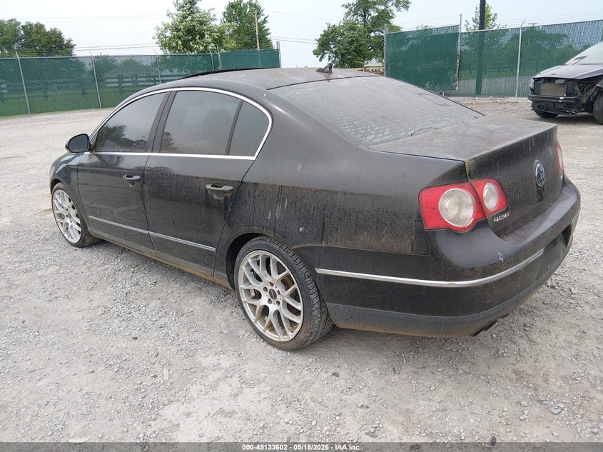 2010 Volkswagen Passat VIN WVWJM7AN8AE069535 IAAI salvage auction — NORMAL WEAR, Clear (Tennessee), sold $225 on 2026-07-20 (photo 3)