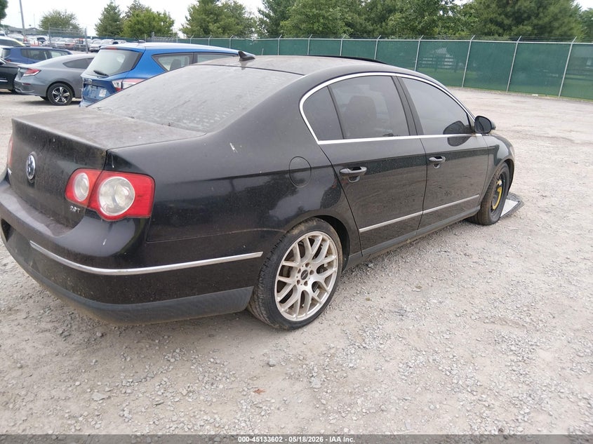 2010 Volkswagen Passat VIN WVWJM7AN8AE069535 IAAI salvage auction — NORMAL WEAR, Clear (Tennessee), sold $225 on 2026-07-20 (photo 4)