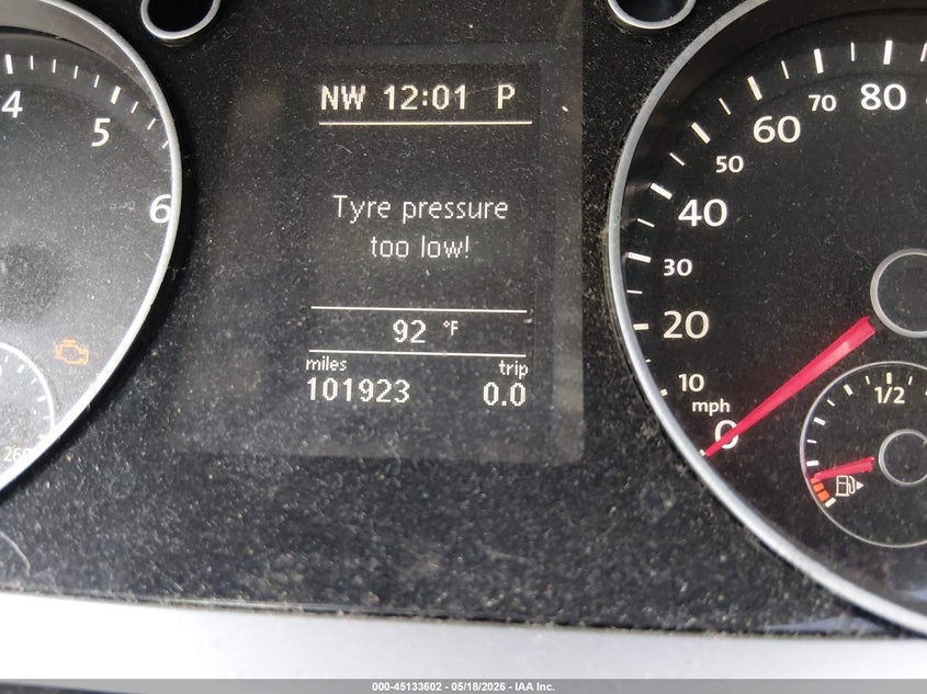 2010 Volkswagen Passat VIN WVWJM7AN8AE069535 IAAI salvage auction — NORMAL WEAR, Clear (Tennessee), sold $225 on 2026-07-20 (photo 7)