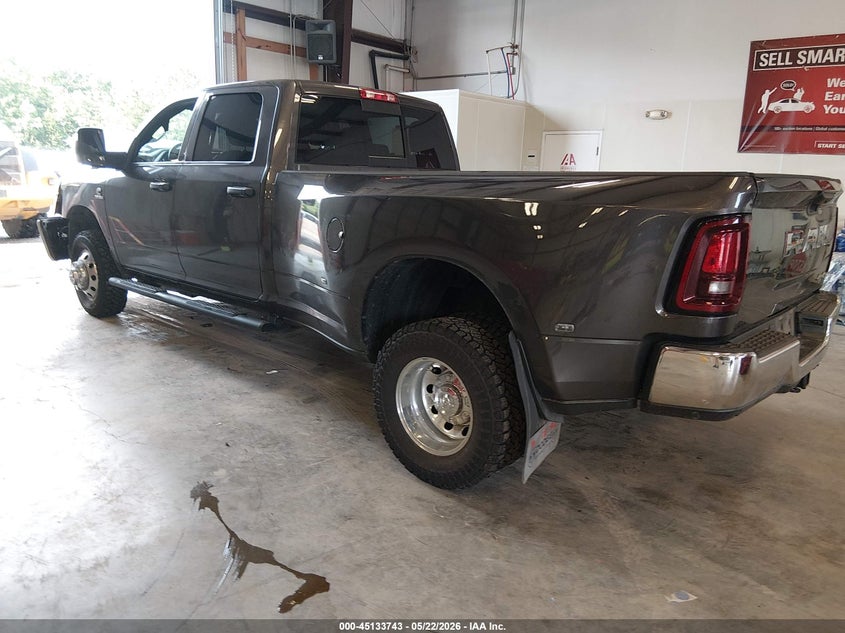 2025 Ram 3500 VIN 3C63RRGLXSG520199 IAAI salvage auction — FRONT END, Salvage (Louisiana), sold $10,000 on 2026-07-29 (photo 3)