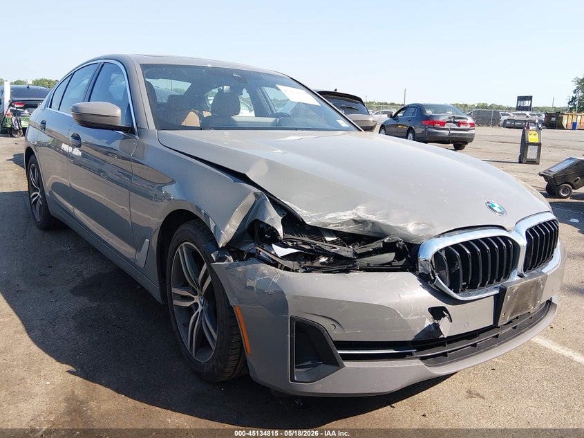 2022 BMW 5er VIN WBA13BJ04NWX56776 IAAI salvage auction — RIGHT FRONT, Salvage (New Jersey), sold $25 on 2026-08-05 (photo 1)