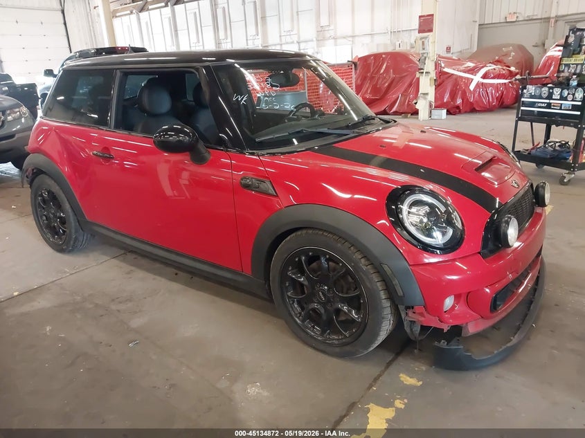 2011 Mini Cooper VIN WMWSV3C54BTY21149 IAAI salvage auction — REAR END, Salvage (Oregon), sold $625 on 2026-07-09 (photo 1)