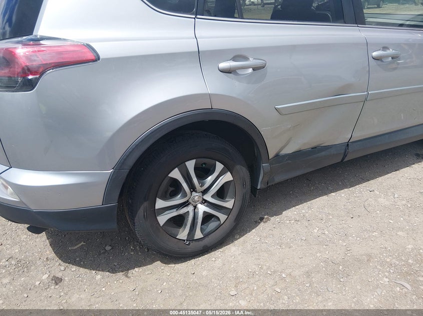 2018 Toyota Rav 4 VIN JTMBFREV2JJ202060 IAAI salvage auction — RIGHT SIDE, Salvage (Delaware), sold $6,100 on 2026-07-06 (photo 6)