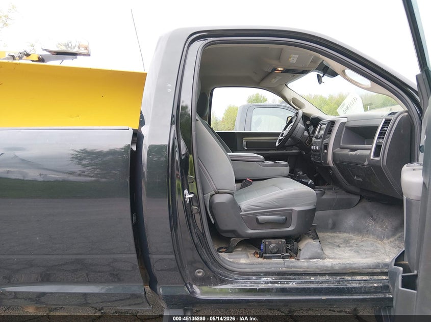 2018 Ram 2500 VIN 3C6LR5AT7JG343661 IAAI salvage auction — LEFT & RIGHT, Sf97 (New York), sold $10,900 on 2026-07-31 (photo 8)