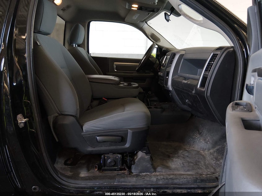 2018 Ram 2500 VIN 3C6LR5AT7JG343661 IAAI salvage auction — LEFT & RIGHT, Sf97 (New York), sold $10,900 on 2026-07-31 (photo 5)