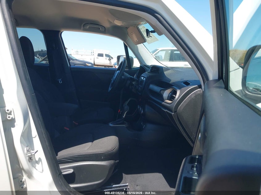 2017 Jeep Renegade VIN ZACCJAAB9HPE65852 IAAI salvage auction — RIGHT SIDE, Salvage (California), sold $2,250 on 2026-07-29 (photo 5)