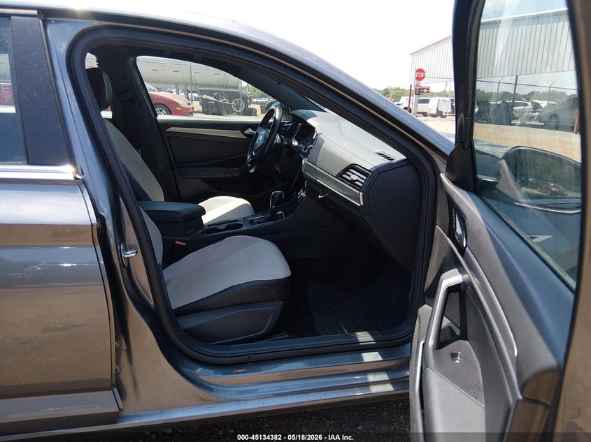 2019 Volkswagen Jetta VIN 3VWC57BU1KM093910 IAAI salvage auction — FRONT END, Salvage (Mississippi), sold $1,850 on 2026-07-29 (photo 5)