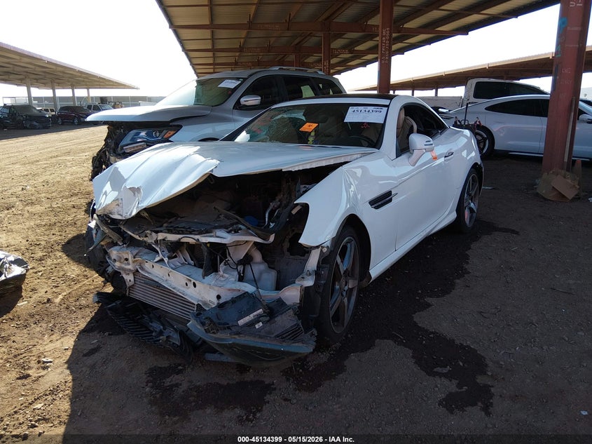 2015 Mercedes-benz Slk-klasse VIN WDDPK4HA8FF106852 IAAI salvage auction — FRONT END, Non-Repairable (Arizona), sold $1,900 on 2026-07-28 (photo 2)