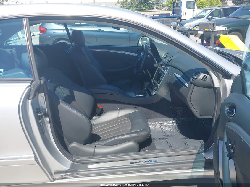 2003 Mercedes-benz Clk-klasse amg VIN WDBTJ76H93F049360 IAAI salvage auction — RIGHT FRONT, Salvage (California), sold $6,750 on 2026-07-13 (photo 5)