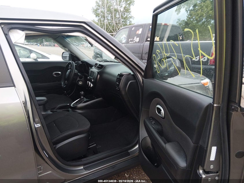 2019 Kia Soul VIN KNDJN2A22K7684948 IAAI salvage auction — LEFT FRONT, Salvage (Indiana), sold $2,100 on 2026-07-15 (photo 5)