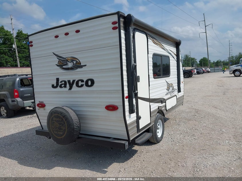 2019 Jayco Other VIN 1UJBJ0AG6K17C0106 IAAI salvage auction — HAIL, Salvage (Missouri), sold $1,550 on 2026-07-08 (photo 4)