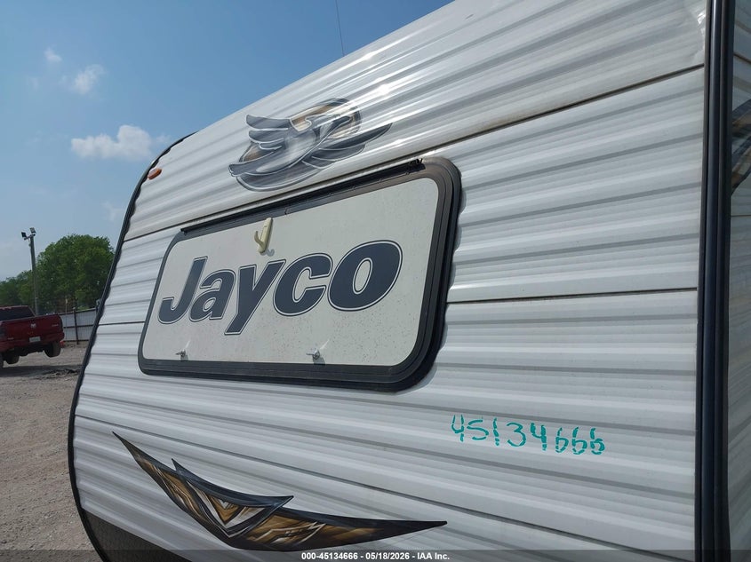 2019 Jayco Other VIN 1UJBJ0AG6K17C0106 IAAI salvage auction — HAIL, Salvage (Missouri), sold $1,550 on 2026-07-08 (photo 7)
