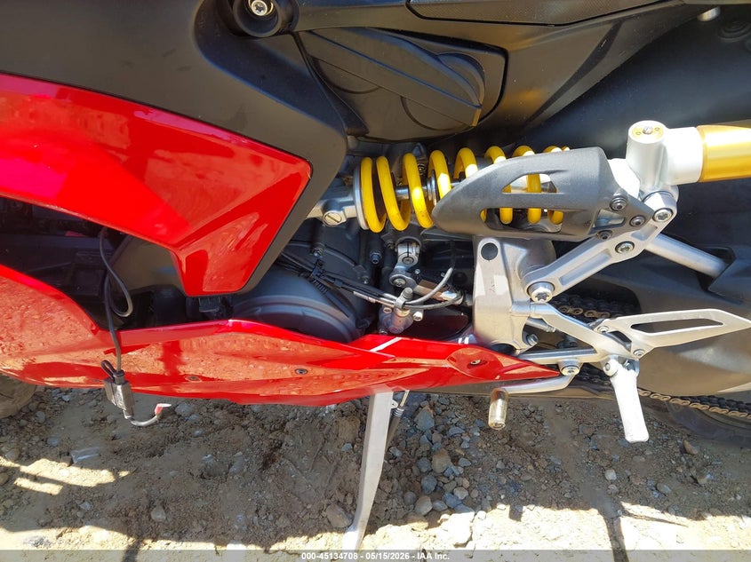 2020 Ducati Panigale VIN ZDMHAATW3LB000903 IAAI salvage auction — FRONT END, Salvage (North Carolina), sold $25 on 2026-09-08 (photo 9)