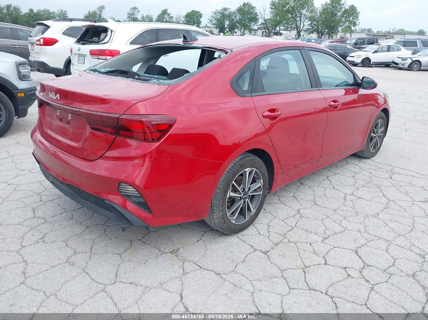 2022 Kia Forte VIN 3KPF24AD4NE436944 IAAI salvage auction — HAIL, Salvage Title, sold $7,400 on 2026-08-17 (photo 4)