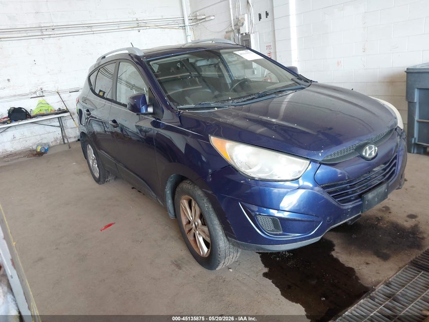 2011 Hyundai Tucson VIN KM8JU3AC3BU278045 IAAI salvage auction — FRONT END, Clear (Minnesota), sold $525 on 2026-07-29 (photo 1)