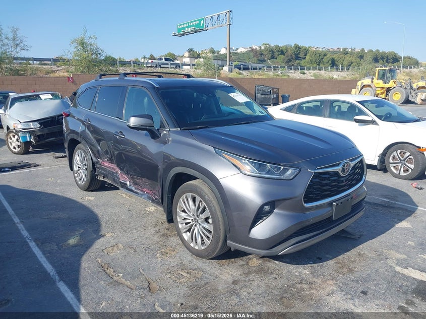 2023 Toyota Highlander VIN 5TDKDRAHXPS043273 IAAI salvage auction — RIGHT SIDE, Salvage (California), sold $19,350 on 2026-07-15 (photo 1)