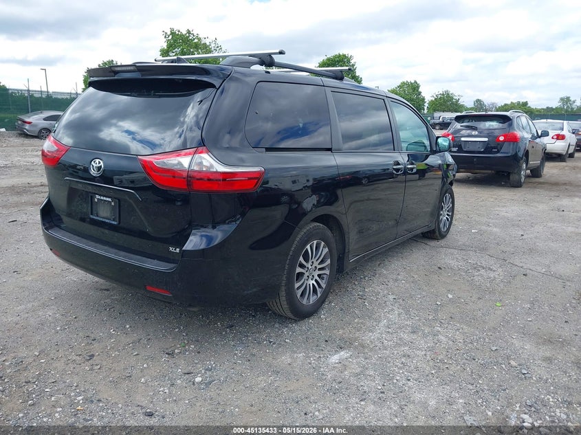 2020 Toyota Sienna VIN 5TDYZ3DC3LS038886 IAAI salvage auction — FRONT END, Salvage (Pennsylvania), sold $5,700 on 2026-07-31 (photo 4)