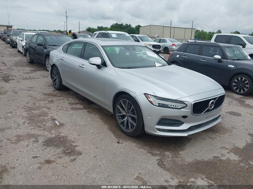 2018 Volvo S90 VIN LVY982MK4JP007252 IAAI salvage auction — REAR END, Salvage Title, sold $5,450 on 2026-07-22 (photo 1)